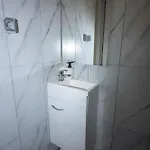 Bosanska Avlija 招待所 塞拉耶佛