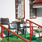 Bosanska Avlija 招待所 塞拉耶佛