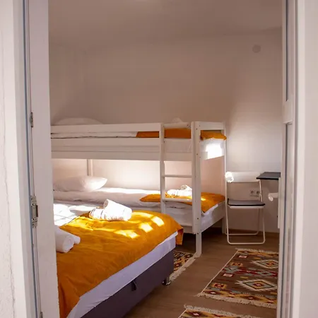 Bosanska Avlija Penzion 3*