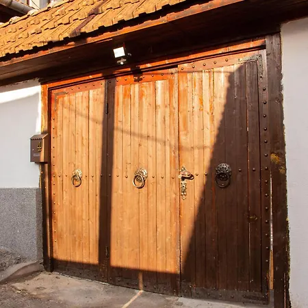 Gasthuis Bosanska Avlija Authentic With Garden