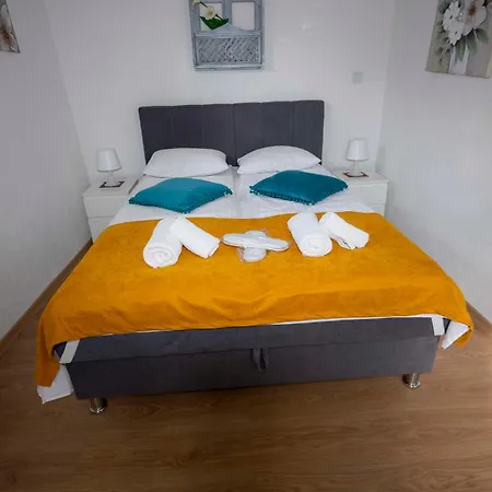 Bosanska Avlija Authentic With Garden 4*